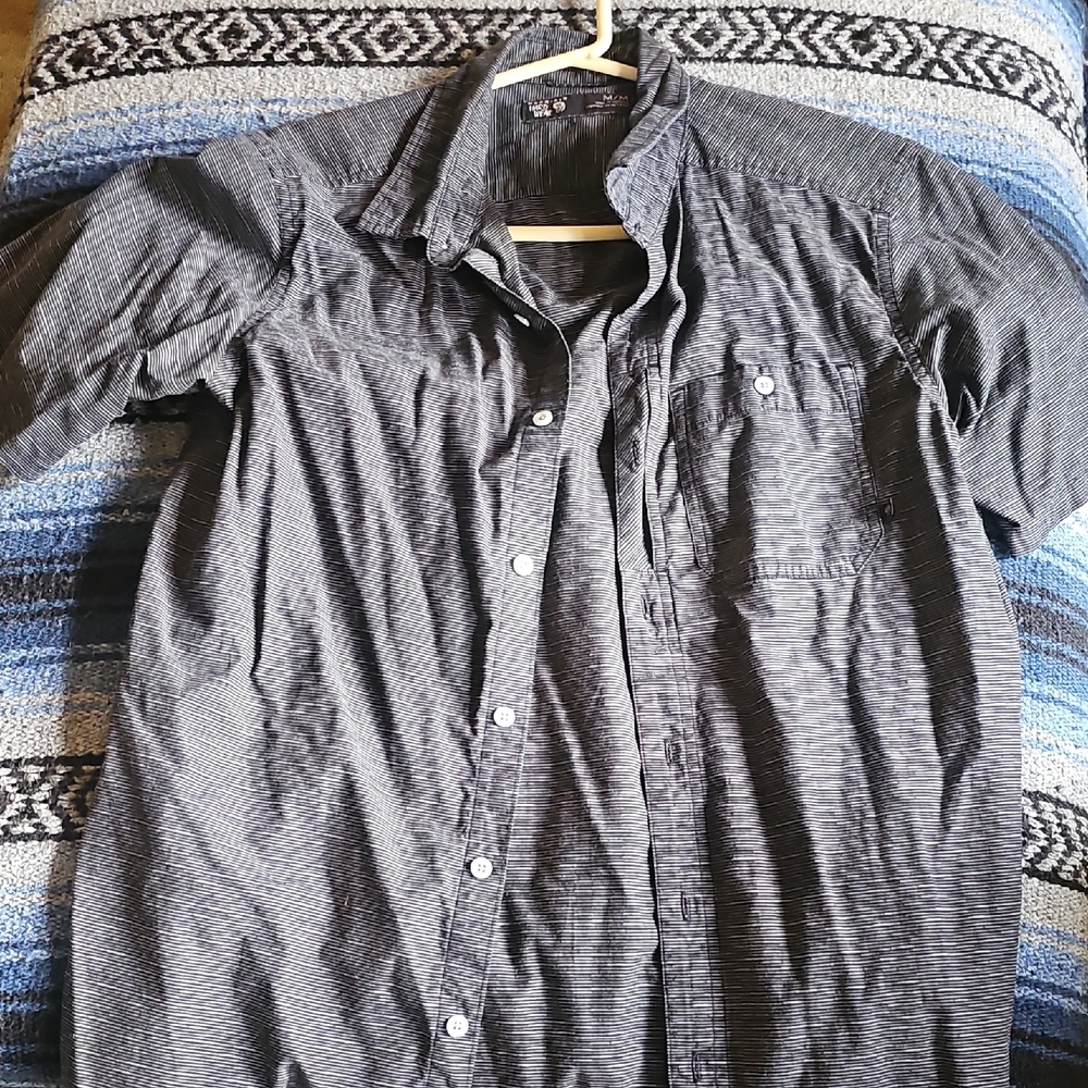 Mountain Hardware Shirt